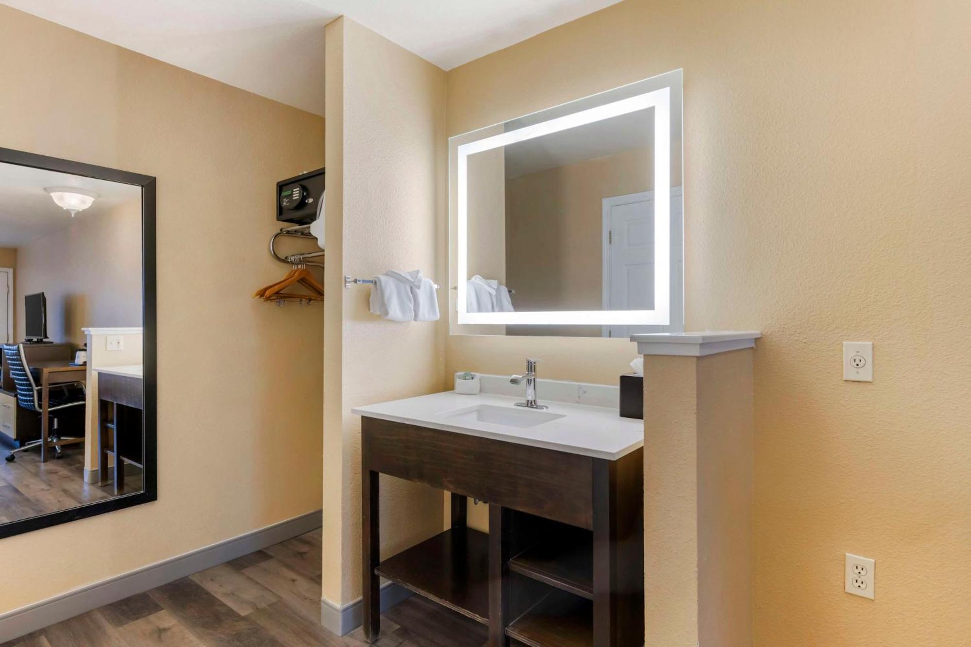 Best Western Fallon Inn & Suites Eksteriør billede